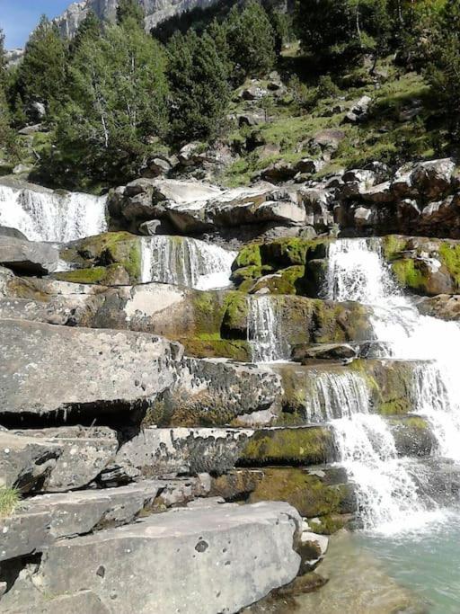La Borda De Allue อูเอสกา ภายนอก รูปภาพ